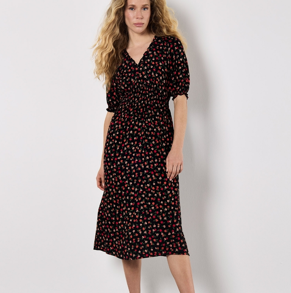 Ditsy Smocked Waist Tea Dress Black